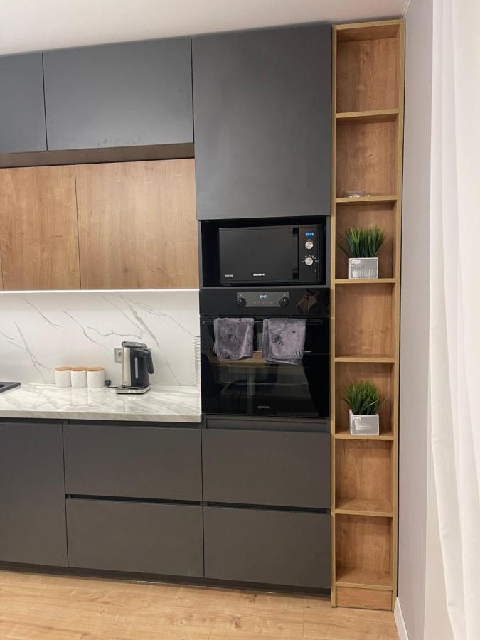VIP квартира в центре города, новостойка в ЖК Prestige Apаrtments, Ровно Экстерьер фото